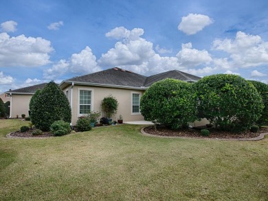 Welcome Home to this Natchez Premier, a masterpiece of elegance on The Links of Spruce Creek in Florida - for sale on GolfHomes.com, golf home, golf lot