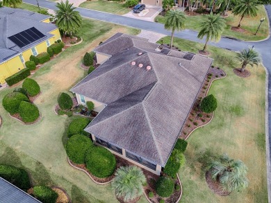 Welcome Home to this Natchez Premier, a masterpiece of elegance on The Links of Spruce Creek in Florida - for sale on GolfHomes.com, golf home, golf lot