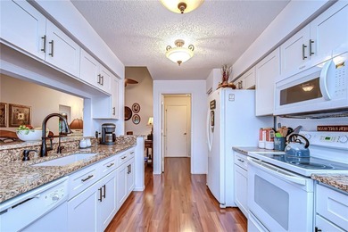 Maintenance free living. This two-bedroom, two-bath villa with a on Timber Greens Country Club in Florida - for sale on GolfHomes.com, golf home, golf lot