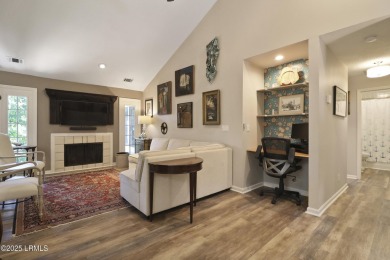 Welcome to 135 Evian at Shipyard - a coastal, 2BD/2BA top-floor on Shipyard Golf Club in South Carolina - for sale on GolfHomes.com, golf home, golf lot
