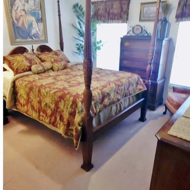 Maintenance free living. This two-bedroom, two-bath villa with a on Timber Greens Country Club in Florida - for sale on GolfHomes.com, golf home, golf lot