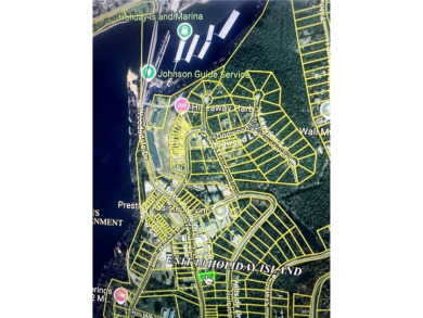 Flat Commercial Lot .4 Miles from Holiday Island Marina! on Holiday Island Executive Golf Course in Arkansas - for sale on GolfHomes.com, golf home, golf lot