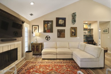 Welcome to 135 Evian at Shipyard - a coastal, 2BD/2BA top-floor on Shipyard Golf Club in South Carolina - for sale on GolfHomes.com, golf home, golf lot