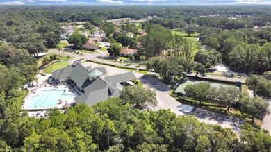 Maintenance free living. This two-bedroom, two-bath villa with a on Timber Greens Country Club in Florida - for sale on GolfHomes.com, golf home, golf lot