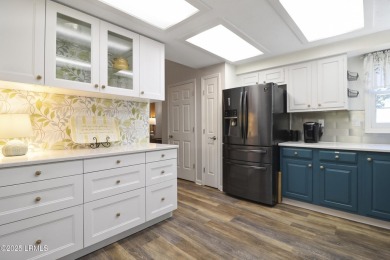Welcome to 135 Evian at Shipyard - a coastal, 2BD/2BA top-floor on Shipyard Golf Club in South Carolina - for sale on GolfHomes.com, golf home, golf lot
