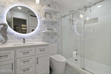 Welcome to 135 Evian at Shipyard - a coastal, 2BD/2BA top-floor on Shipyard Golf Club in South Carolina - for sale on GolfHomes.com, golf home, golf lot