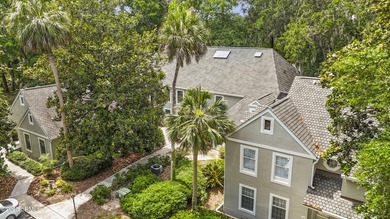 Welcome to 135 Evian at Shipyard - a coastal, 2BD/2BA top-floor on Shipyard Golf Club in South Carolina - for sale on GolfHomes.com, golf home, golf lot