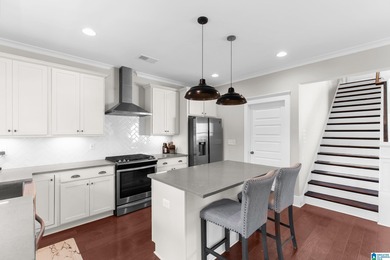 Welcome Home! You are going to love this 4 bed, 3.5 bath home on Ross Bridge Golf Resort in Alabama - for sale on GolfHomes.com, golf home, golf lot