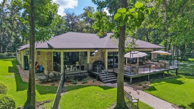 Under contract-accepting backup offers. Unique impeccable Frank on Country Club of Ocala in Florida - for sale on GolfHomes.com, golf home, golf lot