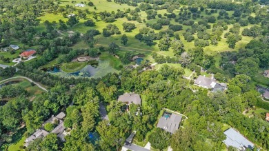 Under contract-accepting backup offers. Unique impeccable Frank on Country Club of Ocala in Florida - for sale on GolfHomes.com, golf home, golf lot