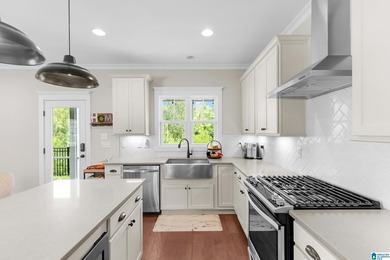 Welcome Home! You are going to love this 4 bed, 3.5 bath home on Ross Bridge Golf Resort in Alabama - for sale on GolfHomes.com, golf home, golf lot