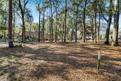 Private homesite on a peaceful cul-de-sac, surrounded by mature on Belfair Golf Club in South Carolina - for sale on GolfHomes.com, golf home, golf lot