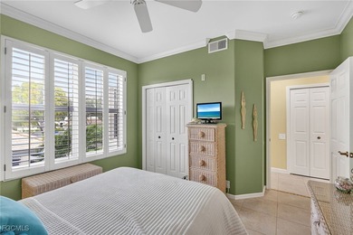 This 3-bedroom, 2-bath, 1,499-square-foot second-floor condo is on Lexington Country Club in Florida - for sale on GolfHomes.com, golf home, golf lot