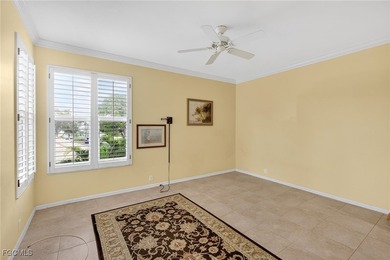 This 3-bedroom, 2-bath, 1,499-square-foot second-floor condo is on Lexington Country Club in Florida - for sale on GolfHomes.com, golf home, golf lot