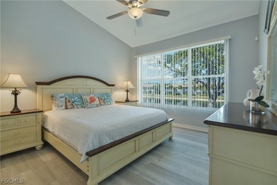 LARGE 1,558SF UPSTAIRS END UNIT OFFERED TURN-KEY NICELY on Colonial Country Club in Florida - for sale on GolfHomes.com, golf home, golf lot