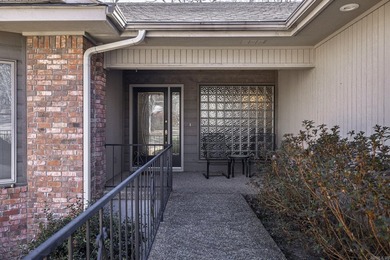 Villa Alegre Townhome wonderfully located on Emanuel Place on DeSoto Golf Course in Arkansas - for sale on GolfHomes.com, golf home, golf lot