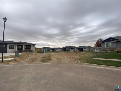 Walk Out Lot with Build to Suit Opportunity with this Seller on Brandon Municipal Golf Course in South Dakota - for sale on GolfHomes.com, golf home, golf lot