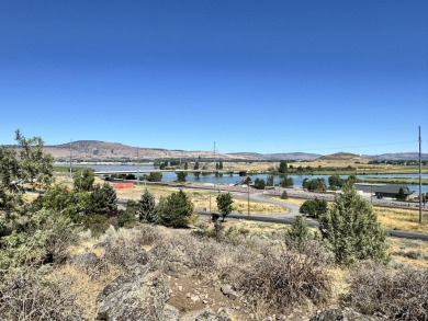 Three lots totaling 2.89 acres offer a rare opportunity to build on Reames Golf and Country Club in Oregon - for sale on GolfHomes.com, golf home, golf lot
