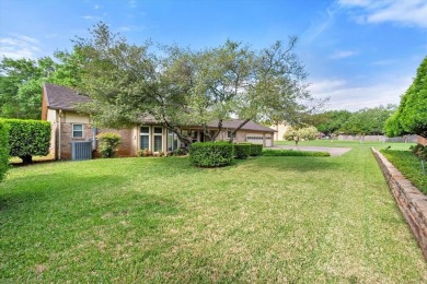 This lovely one owner home awaits it's new owners! Beautifully on Texas Rangers Golf Club  in Texas - for sale on GolfHomes.com, golf home, golf lot
