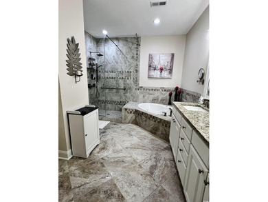 Must see this stunning, bright and airy golf villa located in on Wachesaw Plantation East Golf Course in South Carolina - for sale on GolfHomes.com, golf home, golf lot