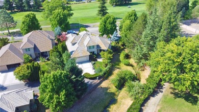 EXPERIENCE LUXURY LIVING ON THE GOLF COURSE in the highly on Rogue Valley Country Club in Oregon - for sale on GolfHomes.com, golf home, golf lot