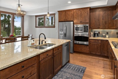 Welcome to your dream getaway in the heart of Suncadia! This on Suncadia Resort in Washington - for sale on GolfHomes.com, golf home, golf lot