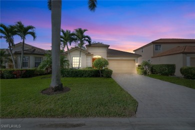 PRICED TO SELL! PLUS, BUYER INCENTIVE - 1-YEAR HOME WARRANTY on Heritage Palms Golf and Country Club in Florida - for sale on GolfHomes.com, golf home, golf lot