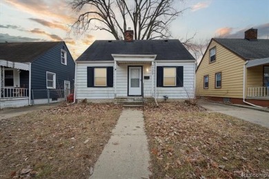 ** This home could qualify for a 4.75% rate for 30-year fixed on Gateway Golf Club in Michigan - for sale on GolfHomes.com, golf home, golf lot