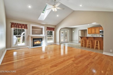 Looking for a move in ready home with great bones for under on Heatherhurst Golf Course in Tennessee - for sale on GolfHomes.com, golf home, golf lot