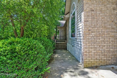 Looking for a move in ready home with great bones for under on Heatherhurst Golf Course in Tennessee - for sale on GolfHomes.com, golf home, golf lot