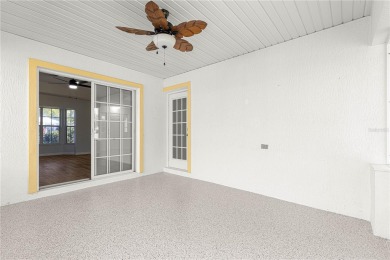 Beautifully remodeled two bedroom home in desirable Oak Run on Royal Oaks Golf Club in Florida - for sale on GolfHomes.com, golf home, golf lot