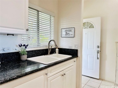 ***CREDIT TO BUYER - $5000*** 100% INSURED - Beautiful 2 bedroom on Waikele Golf Club in Hawaii - for sale on GolfHomes.com, golf home, golf lot