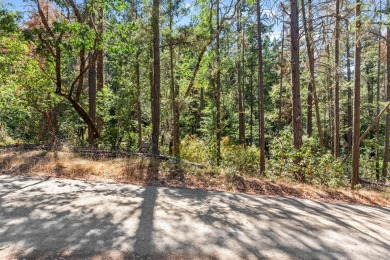 Bring your vision to life on this nearly 1-acre parcel in the on  in Oregon - for sale on GolfHomes.com, golf home, golf lot