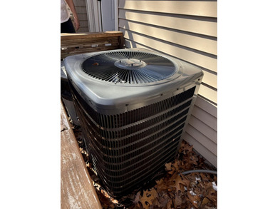 FABULOUS REMODEL on 2BR, 1.5 Ba condo just a short stroll to the on  in Arkansas - for sale on GolfHomes.com, golf home, golf lot