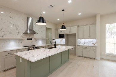 Rewrite using 1000 characters or less: Seller offering $5,000 in on Cedar Creek Country Club in Texas - for sale on GolfHomes.com, golf home, golf lot