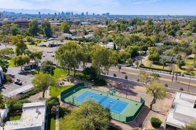 This gorgeous Biltmore home was thoroughly remodeled and lives on Arizona Biltmore Golf and Country Club in Arizona - for sale on GolfHomes.com, golf home, golf lot