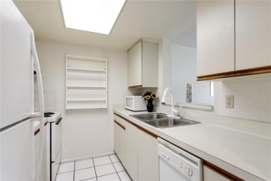 Located in the heart of Venice, this charming one bedroom, one on Bird Bay Executive Golf Club in Florida - for sale on GolfHomes.com, golf home, golf lot