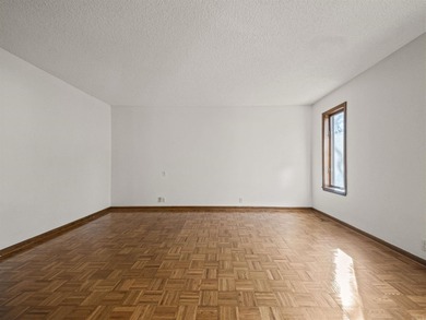 This Cooper-built 2bed-2bath renovation highlights the solid on Cortez Golf Course in Arkansas - for sale on GolfHomes.com, golf home, golf lot