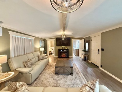 This stunning 2-bedroom, 2-bath partially furnished manufactured on Pendleton Harbor in Texas - for sale on GolfHomes.com, golf home, golf lot