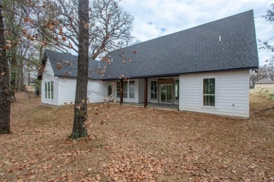 Rewrite using 1000 characters or less: Seller offering $5,000 in on Cedar Creek Country Club in Texas - for sale on GolfHomes.com, golf home, golf lot