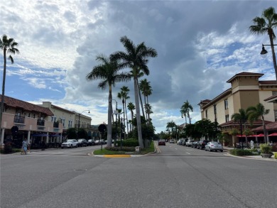Located in the heart of Venice, this charming one bedroom, one on Bird Bay Executive Golf Club in Florida - for sale on GolfHomes.com, golf home, golf lot