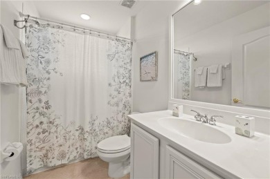 Beautiful! Only END UNIT that's TOP FLOOR, 3 BEDROOM and with on Glen Eagle Golf and Country Club in Florida - for sale on GolfHomes.com, golf home, golf lot