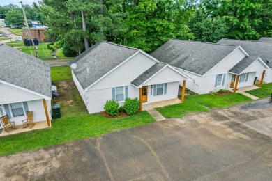 Beautifully updated 3 bed, 3 bath stand-alone unit featuring on Ole Miss Golf Club in Mississippi - for sale on GolfHomes.com, golf home, golf lot