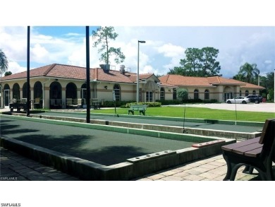 Beautiful! Only END UNIT that's TOP FLOOR, 3 BEDROOM and with on Glen Eagle Golf and Country Club in Florida - for sale on GolfHomes.com, golf home, golf lot