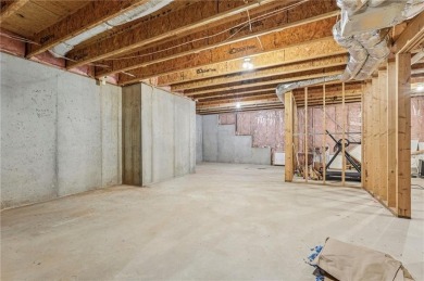 Charming 3 bedroom, 2.5 bath ranch on full unfinished basement on Mirror Lake Golf Club in Georgia - for sale on GolfHomes.com, golf home, golf lot