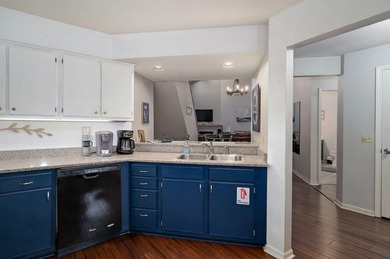 Spacious 4-bedroom, 3-bath condo offering comfort, flexibility on Pointe Royale Village Country Club in Missouri - for sale on GolfHomes.com, golf home, golf lot