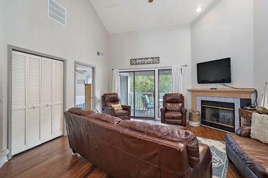 Spacious 4-bedroom, 3-bath condo offering comfort, flexibility on Pointe Royale Village Country Club in Missouri - for sale on GolfHomes.com, golf home, golf lot