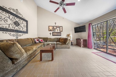 Charming Rayburn Country Condo Near Resort & Lake Enjoy on Rayburn Country Club in Texas - for sale on GolfHomes.com, golf home, golf lot