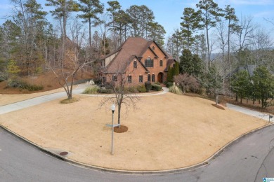 Custom-built gorgeous home on spacious corner lot in on Shoal Creek Golf Course in Alabama - for sale on GolfHomes.com, golf home, golf lot