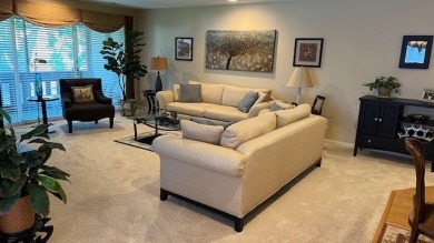 Move-in ready 2nd floor condo in the highly sought-after on Oak Hills Country Club in Illinois - for sale on GolfHomes.com, golf home, golf lot